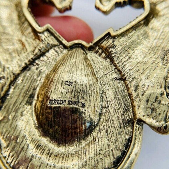 Heidi Daus Off To The Races Crystal Necklace NWOT - Picture 8 of 8